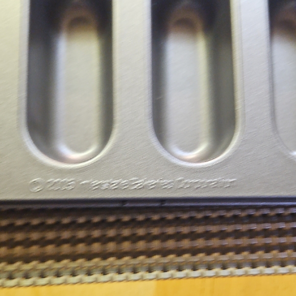 Twinkies Brand Non-Stick Gray Baking Pan - Picture 3 of 5